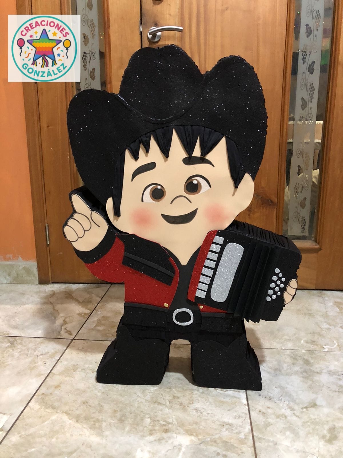 Piñata Alfredito Olivas